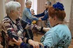 В ОБСУСО «Дом-интернате для ветеранов войны и труда «Лесное» прошли занятия по танцевальной терапии.