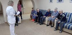 В ОБСУСО «Дом-интернате для ветеранов войны и труда «Лесное», с целью пропаганды здорового образа жизни, прошло занятие в «Школе здоровья».